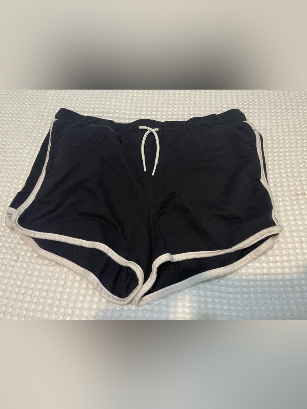 Old Navy - Girl’s Retro Athletic Shorts with Contrast Trim